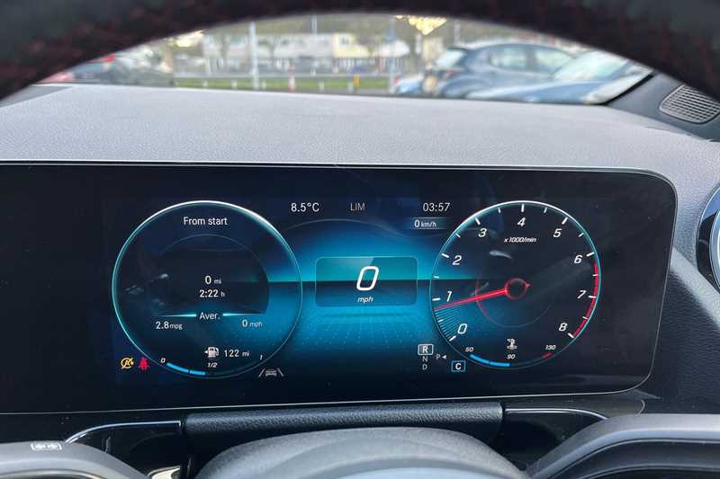 Used Mercedes-Benz GLA 2022 for sale - 77552539: Photo 11