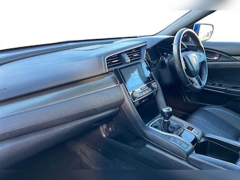 Used Honda Civic 2018 for sale - 76112599: Photo