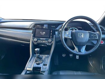 Used Honda Civic 2018 for sale - 76112599: Photo