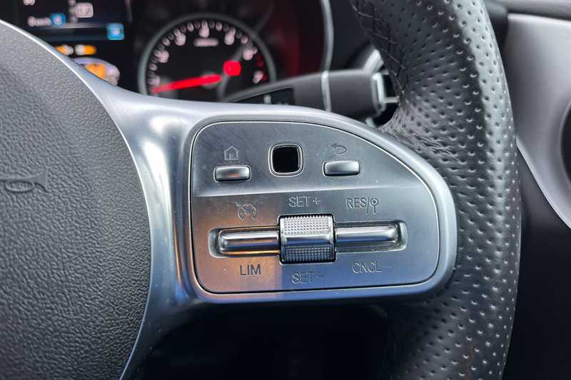 Used Mercedes-Benz C Class 2019 for sale - 76915285: Photo 21