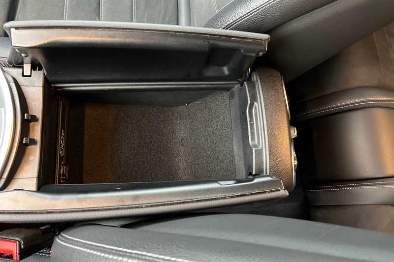 Used Mercedes-Benz C Class 2019 for sale - 76915285: Photo 38