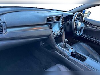 Used Honda Civic 2019 for sale - 76286556: Photo