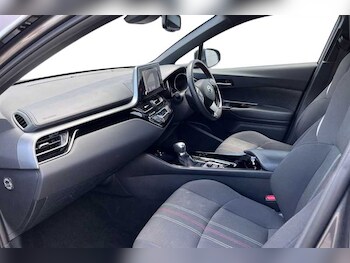 Used Toyota C-HR 2023 for sale - 78377795: Photo