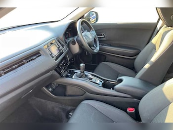 Used Honda HR-V 2019 for sale - 77894092: Photo