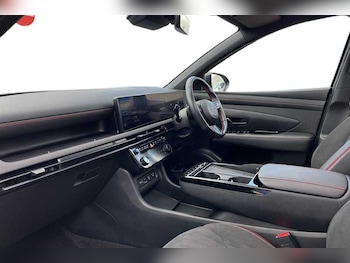 Used Hyundai TUCSON 2024 for sale - 79499003: Photo