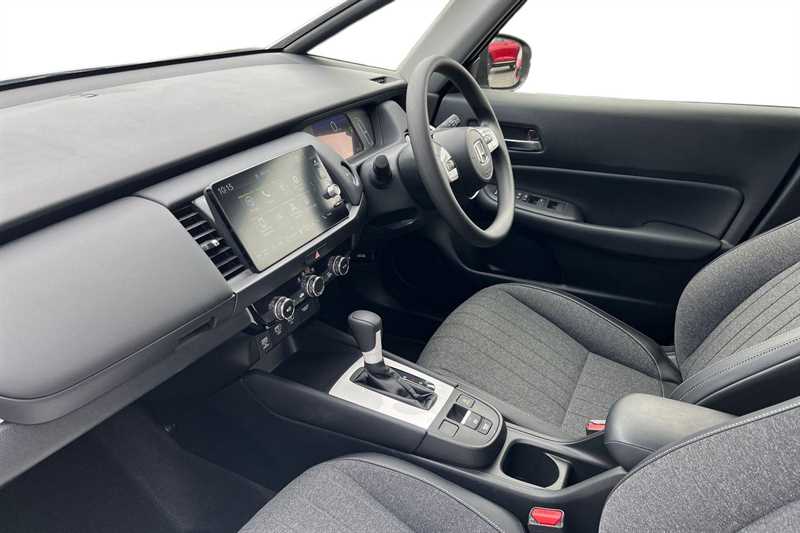 Used Honda Jazz 2020 for sale - 76112520: Photo 2