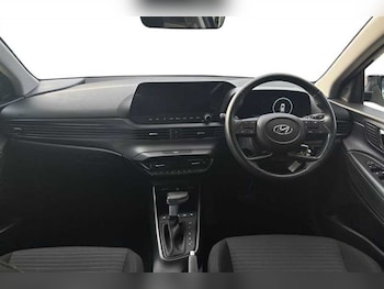 Used Hyundai i20 2023 for sale - 75815825: Photo