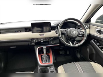 Used Honda HR-V 2022 for sale - 76112534: Photo