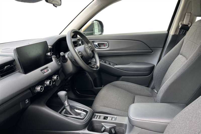 Used Honda HR-V 2023 for sale - 76112529: Photo 2