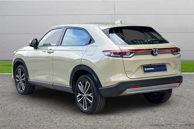 Used Honda HR-V 2023 for sale - 76112529: Photo 3