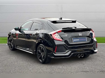 Used Honda Civic 2019 for sale - 76434829: Photo