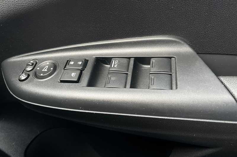 Used Honda Jazz 2018 for sale - 76826942: Photo 18