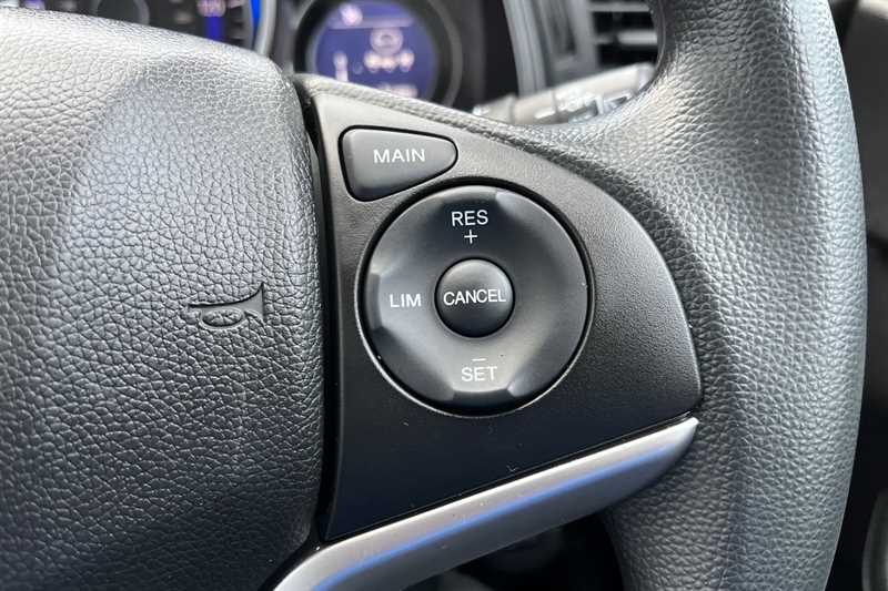 Used Honda Jazz 2018 for sale - 76826942: Photo 21