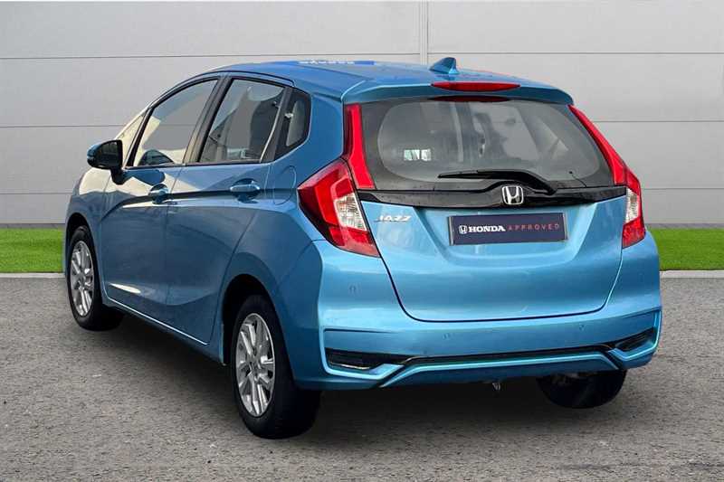 Used Honda Jazz 2018 for sale - 76826942: Photo 3