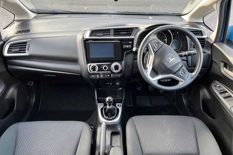 Used Honda Jazz 2018 for sale - 76826942: Photo 33