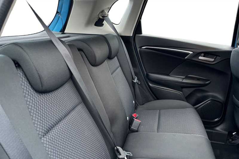 Used Honda Jazz 2018 for sale - 76826942: Photo 8