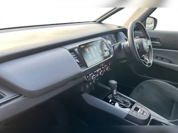 Used Honda Jazz 2024 for sale - 76523708: Photo