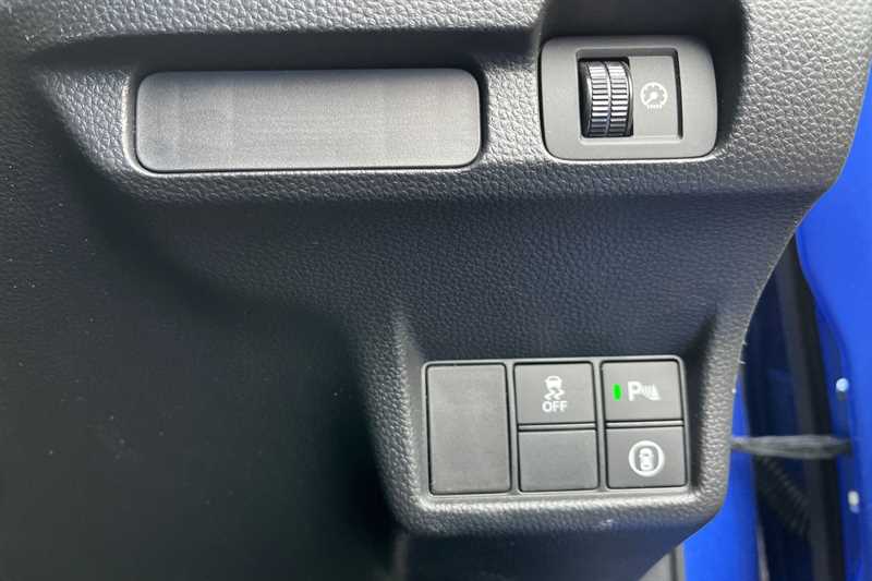 Used Honda Civic 2023 for sale - 77099294: Photo 30