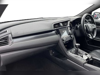 Used Honda Civic 2021 for sale - 76420546: Photo