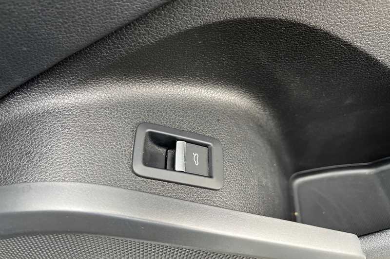 Used Audi Q5 2019 for sale - 76915280: Photo 38