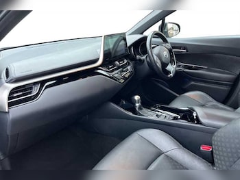 Used Toyota C-HR 2019 for sale - 77389233: Photo