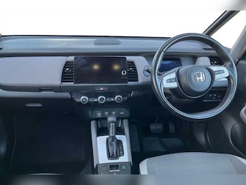 Used Honda Jazz 2021 for sale - 76155212: Photo