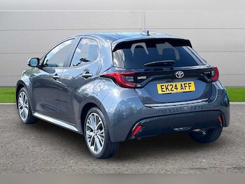 Used Toyota Yaris 2024 for sale - 78364657: Photo