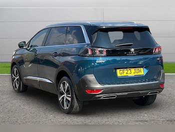 Used Peugeot 5008 2023 for sale - 79250400: Photo