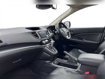 Used Honda CR-V 2017 for sale - 79318741: Photo