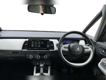 Used Honda Jazz 2022 for sale - 79014337: Photo