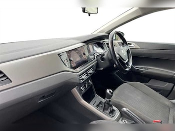 Used Volkswagen Polo 2021 for sale - 77614821: Photo