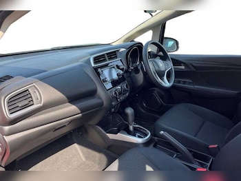 Used Honda Jazz 2019 for sale - 79014318: Photo