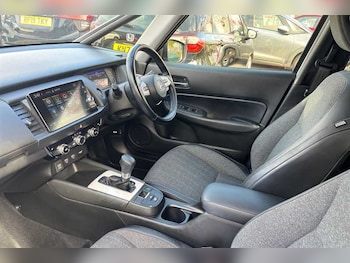Used Honda Jazz 2021 for sale - 76140679: Photo