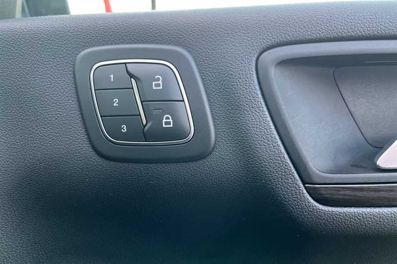 Used Ford Kuga 2022 for sale - 77043205: Photo 24