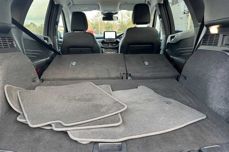 Used Ford Kuga 2022 for sale - 77043205: Photo 30