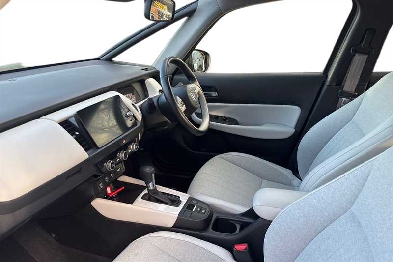 Used Honda Jazz for sale - 77219018: Photo 2