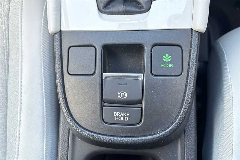 Used Honda Jazz for sale - 77219018: Photo 24