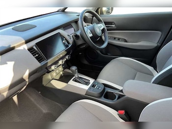 Used Honda Jazz 2021 for sale - 76112592: Photo 2