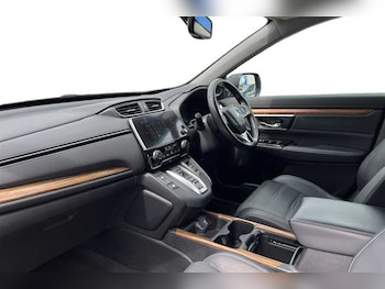 Used Honda CR-V 2019 for sale - 78811520: Photo
