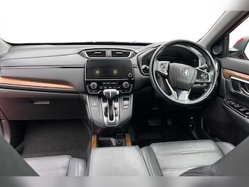 Used Honda CR-V 2018 for sale - 76155120: Photo