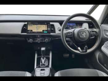 Used Honda Jazz 2023 for sale - 74880378: Photo