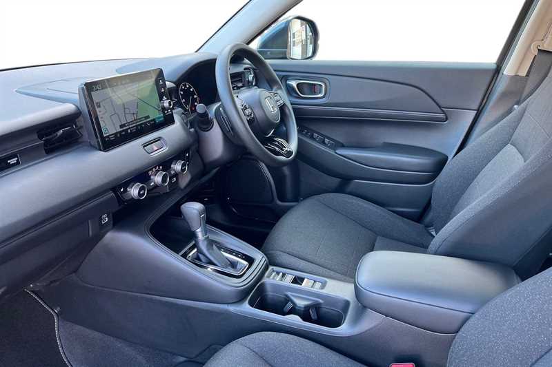 Used Honda HR-V 2022 for sale - 76745561: Photo 2