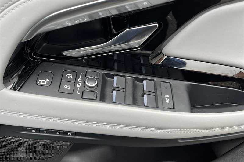 Used Land Rover Range Rover Evoque 2021 for sale - 76593855: Photo 18