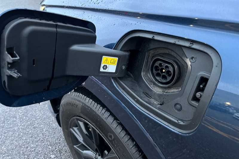 Used Honda CR-V 2025 for sale - 76217385: Photo 37