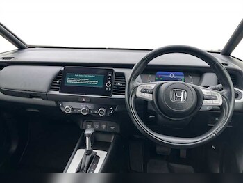 Used Honda Jazz 2021 for sale - 76140524: Photo