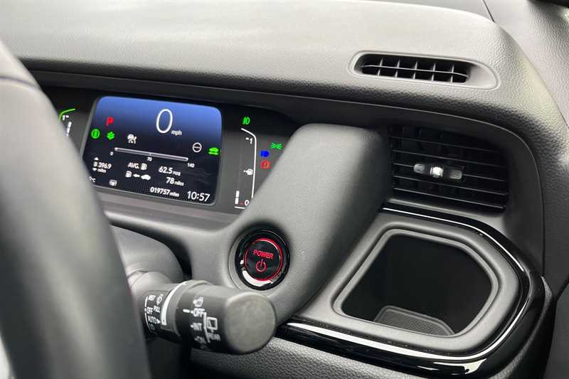 Used Honda Jazz 2023 for sale - 76286520: Photo 36