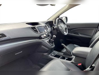 Used Honda CR-V 2017 for sale - 79238316: Photo
