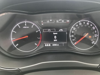 Used Vauxhall Corsa 2017 for sale - 77650219: Photo