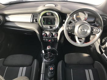 Used MINI Hatch 2020 for sale - 77603641: Photo