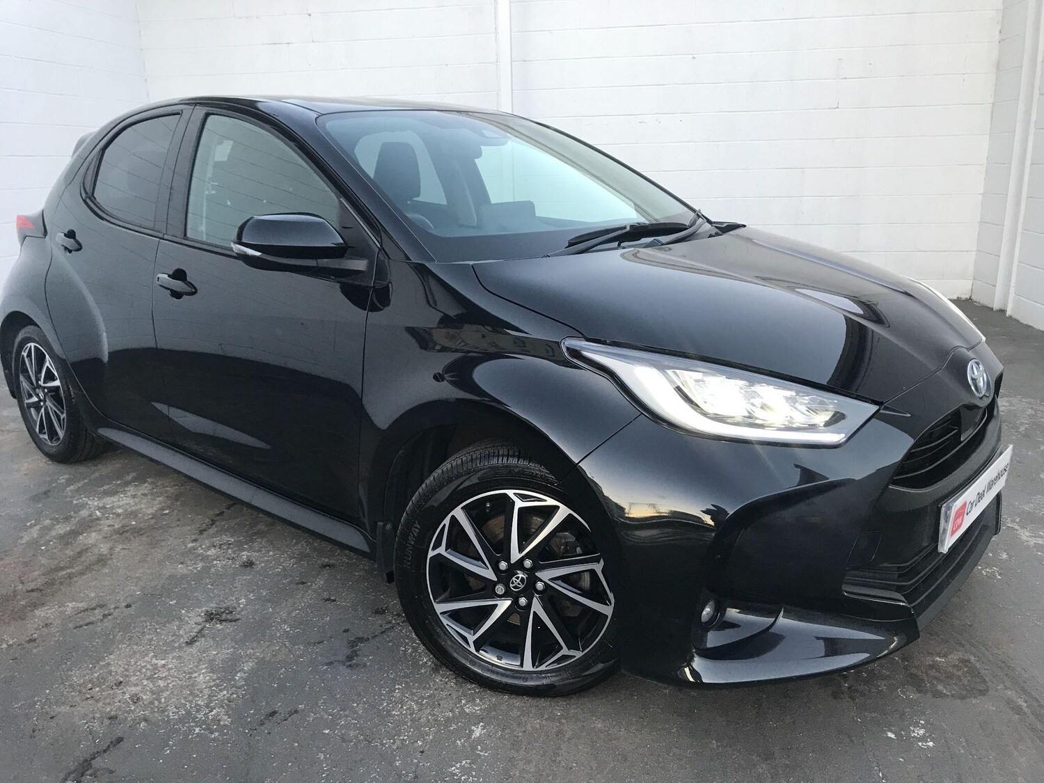 Used Toyota Yaris 2022 for sale - 76693275: Photo 8